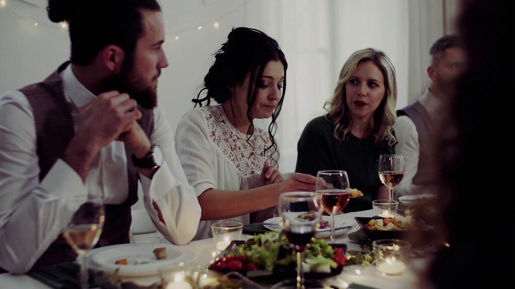 Buffet em Casa: como funciona, quanto custa e como contratar a festa perfeita 1 comemoração com buffet em casa