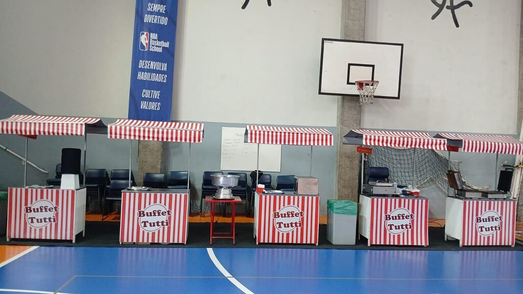 barraquinhas para festas em quadra de basquete 